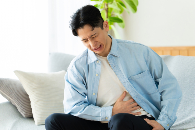 元気なのに下痢が続く原因とは?治し方も医師が解説
