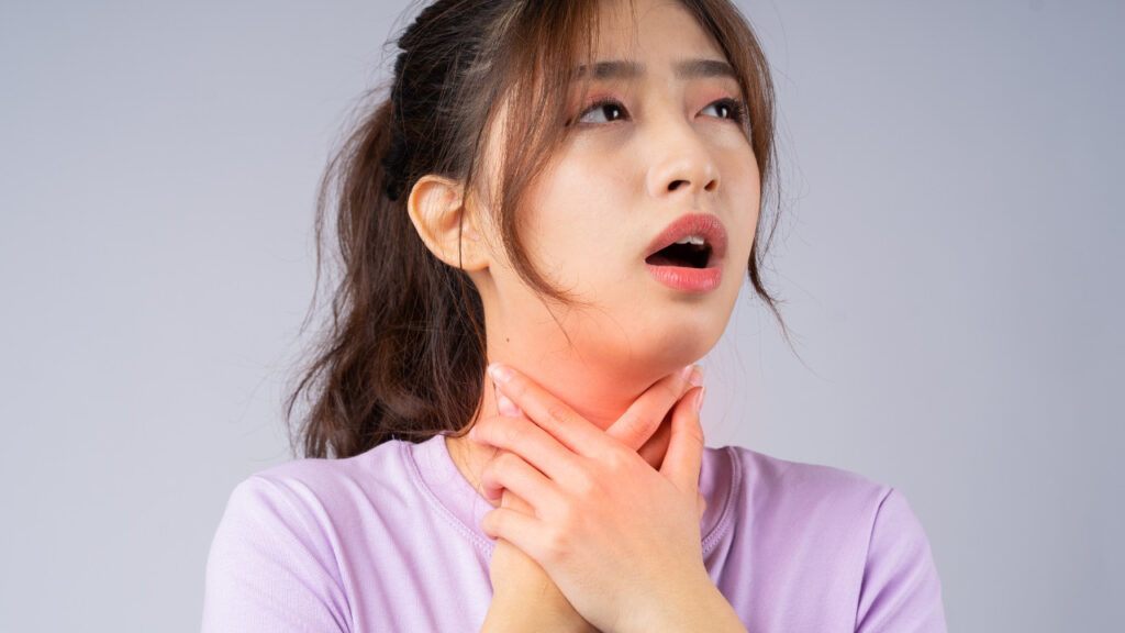 女性に多い甲状腺の病気とは?症状や原因、腫れの見分け方を解説